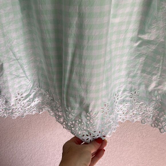 Draper James blouse impeccable size 1x light checked green and white - Picture 3 of 11